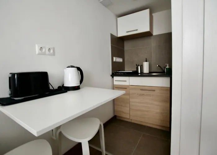 Standard By Hi5- Bajcsy 63 Budapest