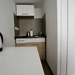 Apartment Standard By Hi5- Bajcsy 63 *