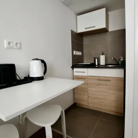 Standard By Hi5- Bajcsy 63 Budapest