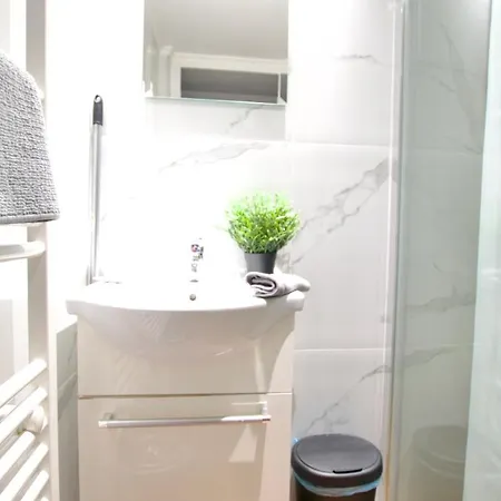 Apartment Standard By Hi5- Bajcsy 63 Budapest